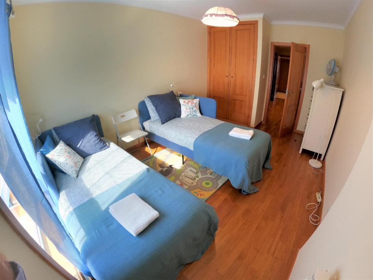 Lisbon 2 Bedroom Apartment With Balcony In Alges Algés Exterior foto